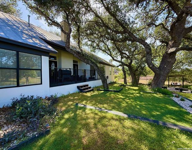 25715 GREEN RIVER DR, San Antonio, TX 78260