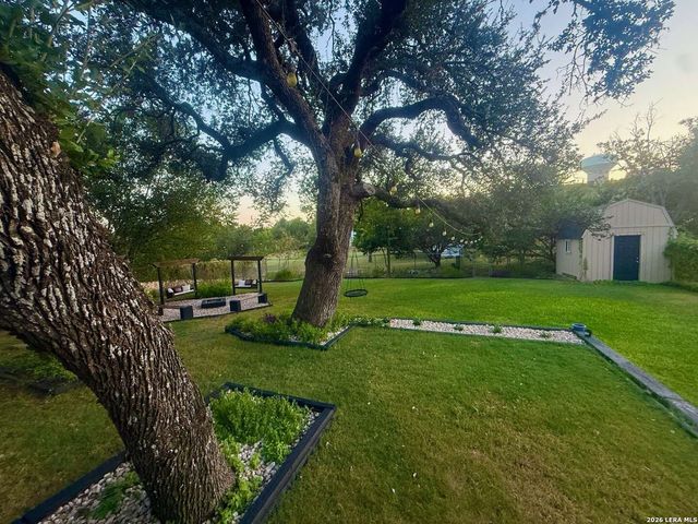 25715 GREEN RIVER DR, San Antonio, TX 78260
