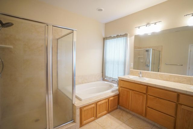 3255 Village Dr, Ione, CA 95640