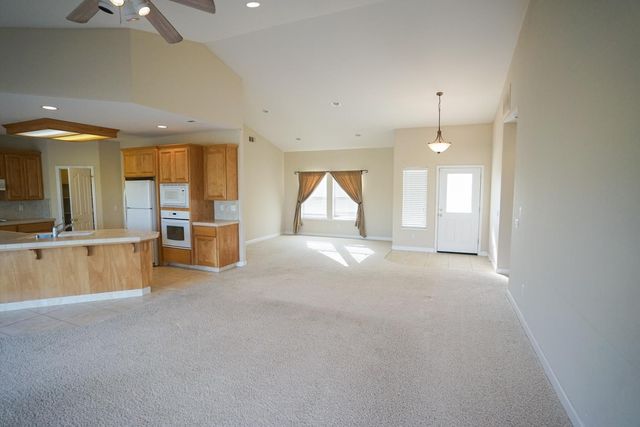 3255 Village Dr, Ione, CA 95640