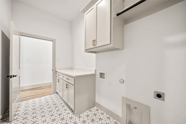 904 Boston Lane, River Oaks, TX 76114