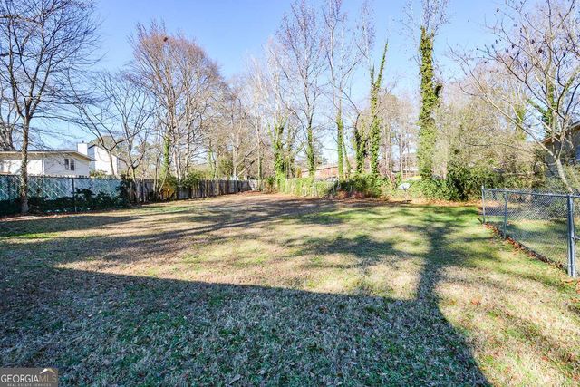 595 Floyd Drive SE, Smyrna, GA 30082