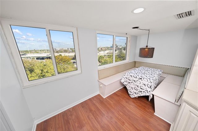 201 W LAUREL STREET 701, Tampa, FL 33602