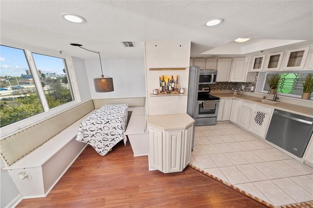 201 W LAUREL STREET 701, Tampa, FL 33602