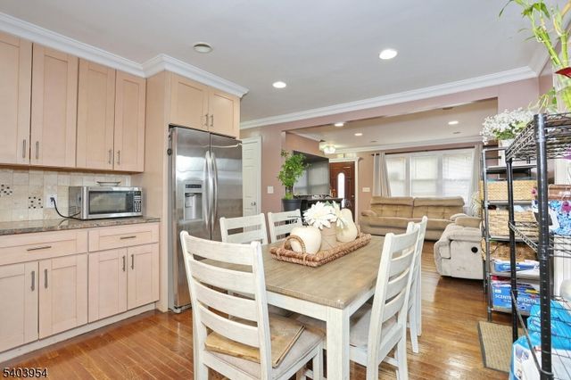 22 Paroubek St, Little Ferry Boro, NJ 07643