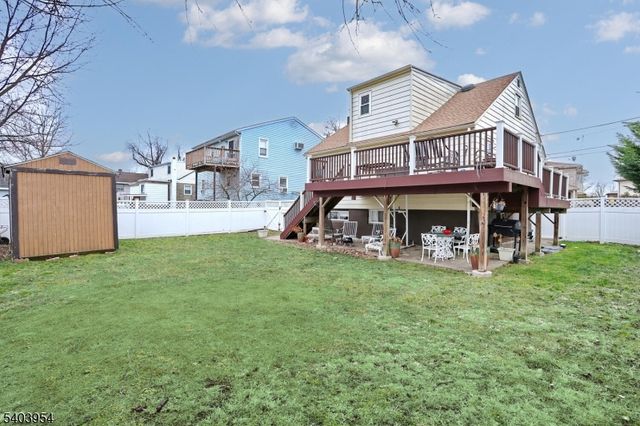 22 Paroubek St, Little Ferry Boro, NJ 07643