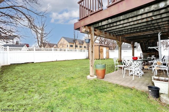 22 Paroubek St, Little Ferry Boro, NJ 07643