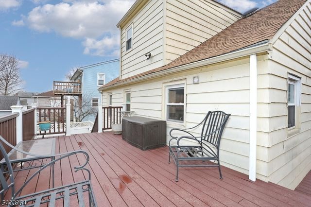 22 Paroubek St, Little Ferry Boro, NJ 07643