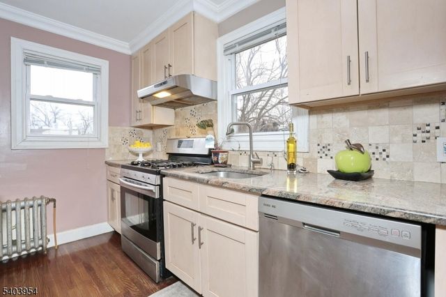 22 Paroubek St, Little Ferry Boro, NJ 07643