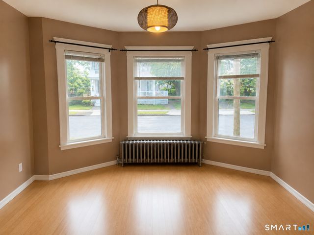 122 Atwater Street, New Haven, CT 06513