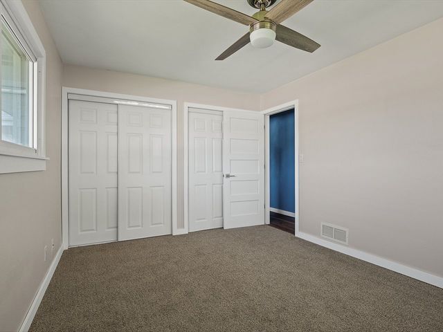 7922 Elm Avenue, Machesney Park, IL 61115