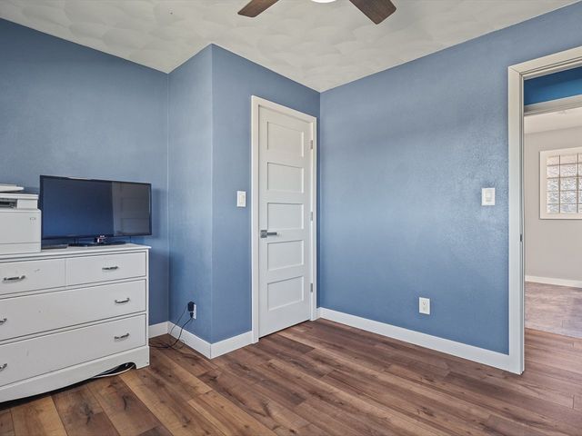 7922 Elm Avenue, Machesney Park, IL 61115