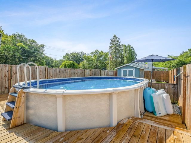 7922 Elm Avenue, Machesney Park, IL 61115