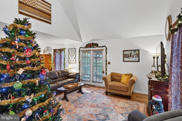 439 HUNTINGTON DR, Mountville, PA 17554