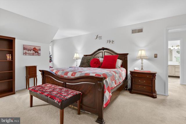 439 HUNTINGTON DR, Mountville, PA 17554