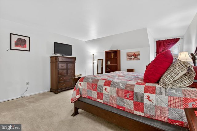 439 HUNTINGTON DR, Mountville, PA 17554