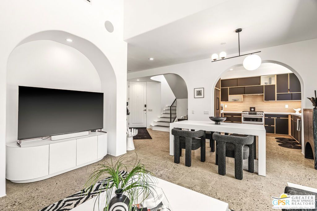 Image 17 of property listing at 303 Ameno Drive, Palm Springs, CA 92262