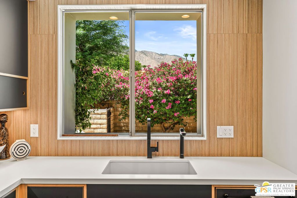 Image 21 of property listing at 303 Ameno Drive, Palm Springs, CA 92262