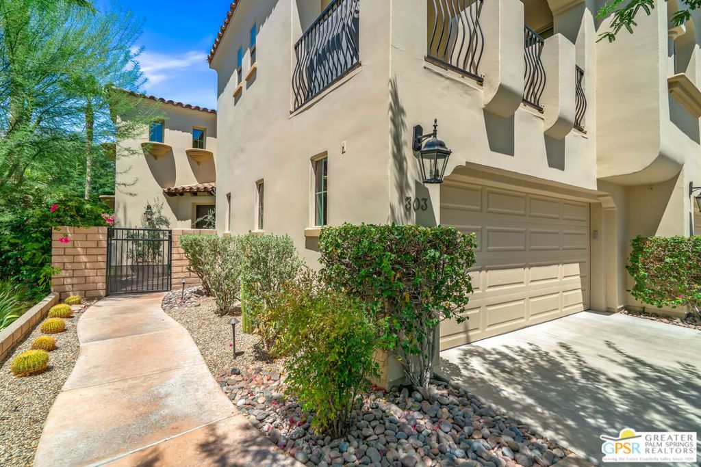 Image 7 of property listing at 303 Ameno Drive, Palm Springs, CA 92262