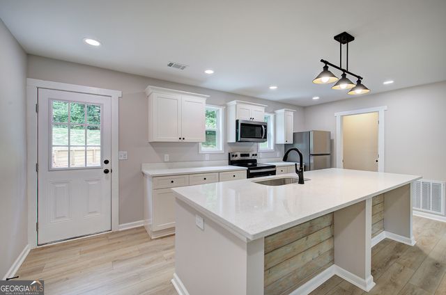 20 Beaureguard Street, Cartersville, GA 30120