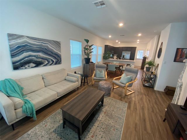 1340 Weatherford LN, Leander, TX 78641