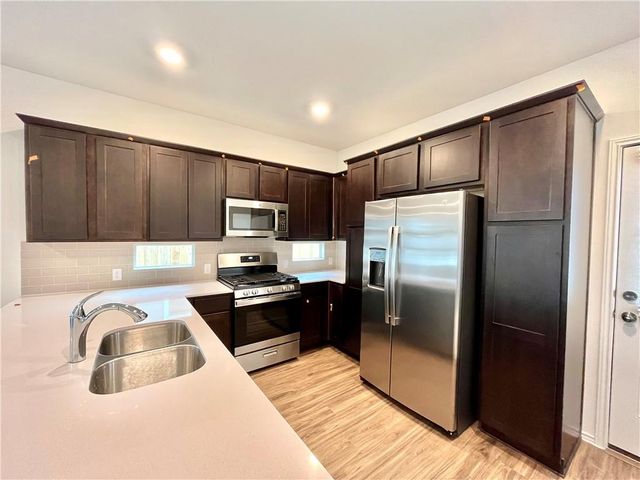 1340 Weatherford LN, Leander, TX 78641