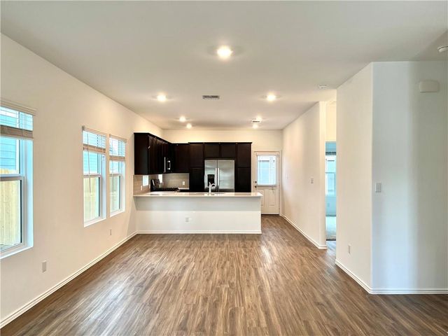 1340 Weatherford LN, Leander, TX 78641