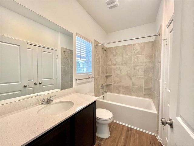 1340 Weatherford LN, Leander, TX 78641