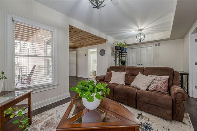 6232 Benbrooke Drive NW, Acworth, GA 30101