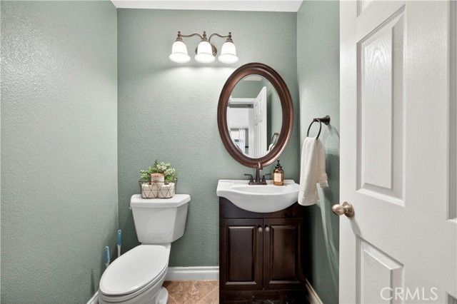 32000 Calle Espinosa, Temecula, CA 92592