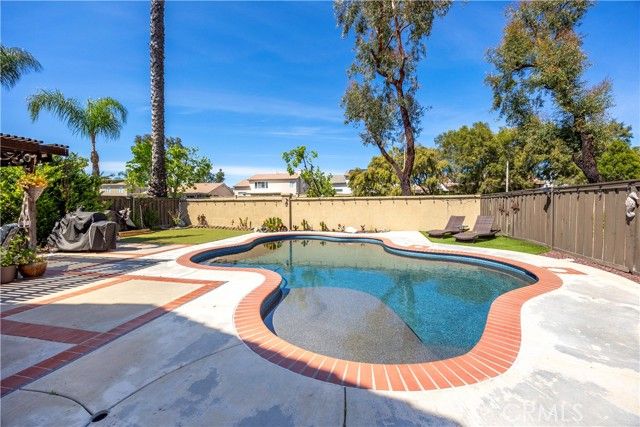 32000 Calle Espinosa, Temecula, CA 92592