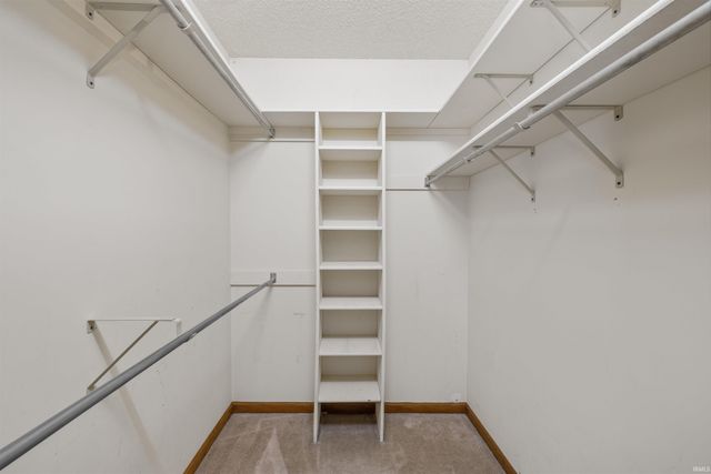 5401 Welsh Glen Run, Fort Wayne, IN 46804