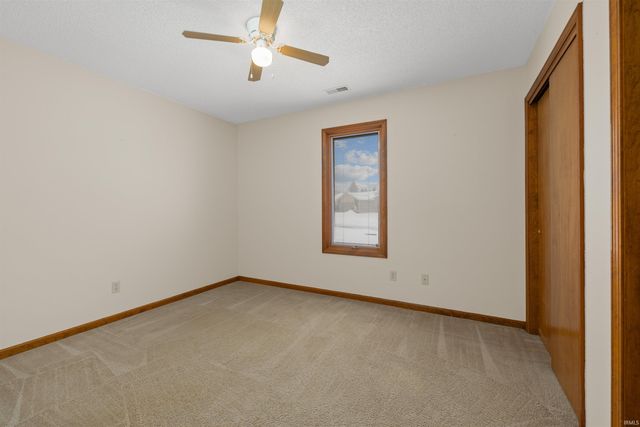 5401 Welsh Glen Run, Fort Wayne, IN 46804