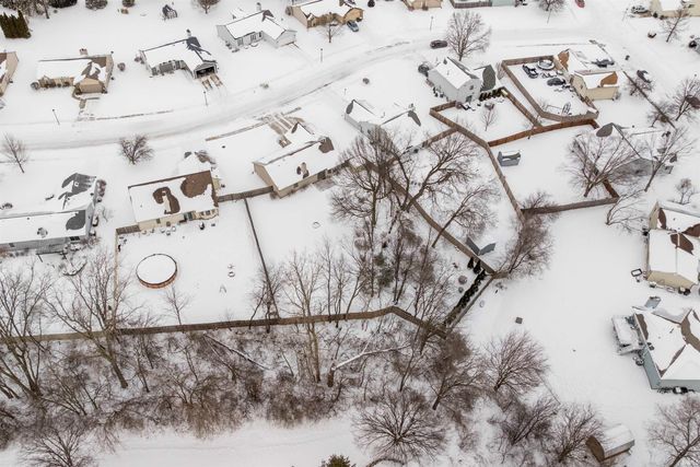 5401 Welsh Glen Run, Fort Wayne, IN 46804