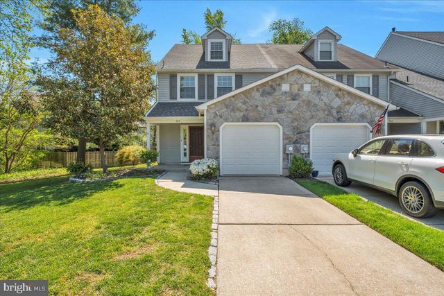 305 HAZELWOOD LN, Marlton, NJ 08053