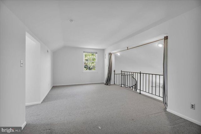 305 HAZELWOOD LN, Marlton, NJ 08053