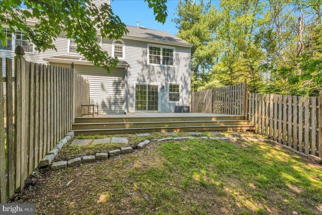 305 HAZELWOOD LN, Marlton, NJ 08053