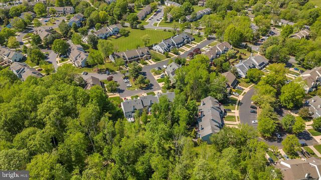 305 HAZELWOOD LN, Marlton, NJ 08053