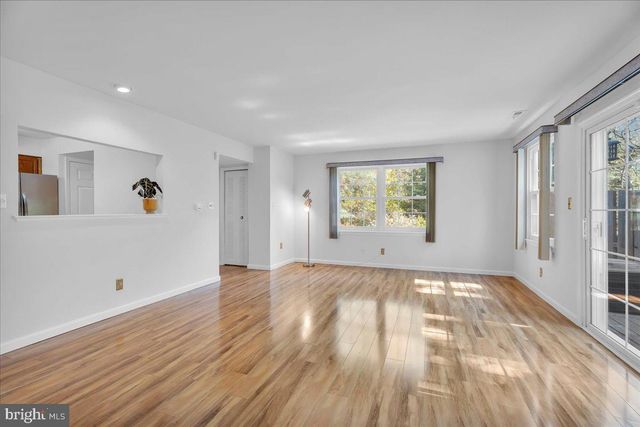 305 HAZELWOOD LN, Marlton, NJ 08053