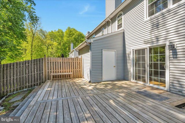 305 HAZELWOOD LN, Marlton, NJ 08053