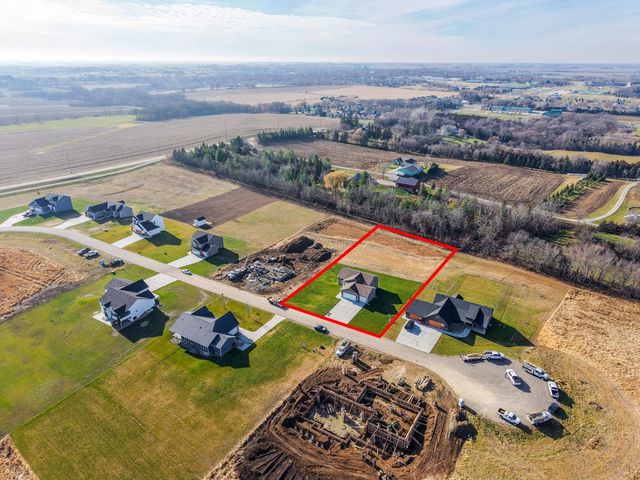 1803 20th Ave Cir NE, Kasson, MN 55944