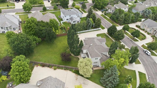 4825 Meadow Creek Drive S, Fargo, ND 58104