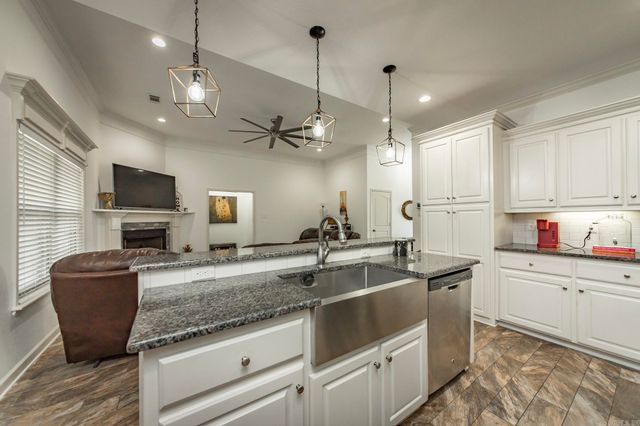 761 Mango Loop, Austin, AR 72007