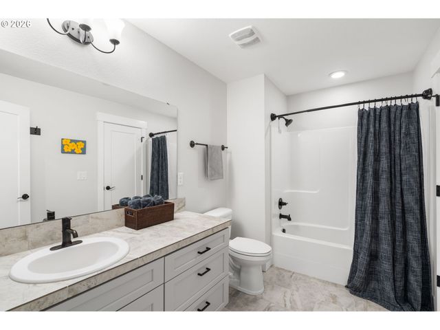 8113 Ne 185TH Ave, Vancouver, WA 98682