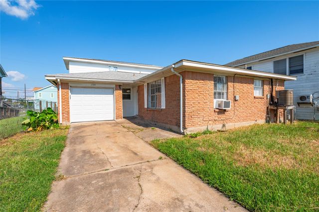 1706 Bayou Homes Drive, Galveston, TX 77551
