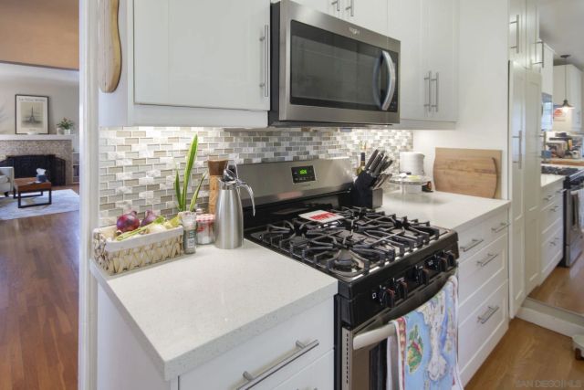736-38 I, Coronado, CA 92118