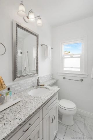 736-38 I, Coronado, CA 92118