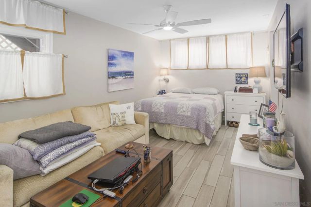 736-38 I, Coronado, CA 92118