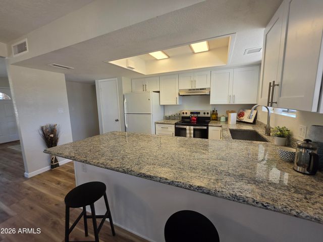46 E MCLELLAN Road, Mesa, AZ 85201