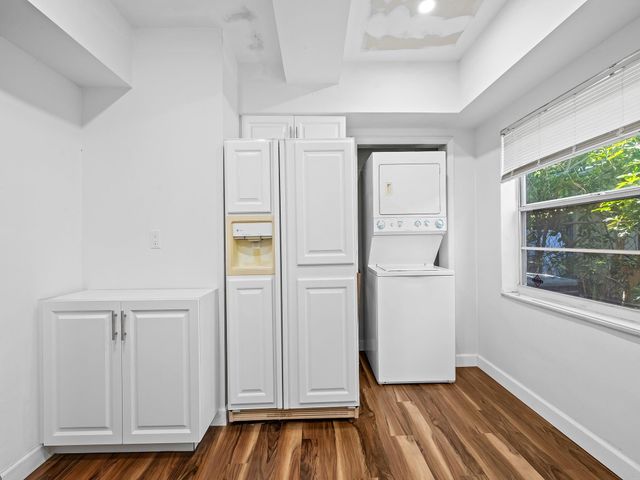 1640 NE 4th Place, Fort Lauderdale, FL 33301